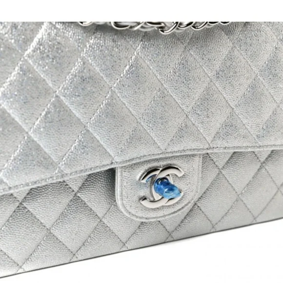 **SOLD** CHANEL Glittered Metallic Caviar Medium Double Flap LIMITED EDITION - Picture 5 of 12